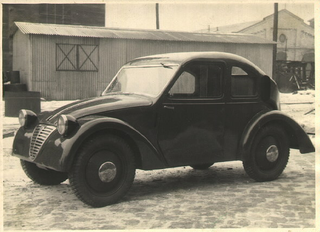 Illustration for article titled The Weirdly Awesome Microcars of Hungary
